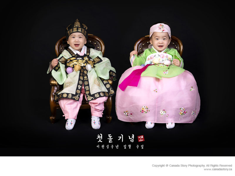 1st Bday, 1st birthday, babyphotography, babyphotoprice, babysession, babysessioninfo, canada story, canadastory, canadastoryphotography, canadastoryprice, familyphotography, kidsphotography, Koreanphotographer, oriental, studio1341, vancouver, Vancouverphotographer, Vancouverphotography