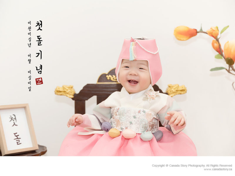1st Bday, 1st birthday, babyphotography, babyphotoprice, babysession, canada story, canadasnap, canadastoryphotography, canadastoryprice, familyphotography, Koreanphotographer, oriental, studio1341, vancouver, Vancouverphotographer, Vancouverphotography